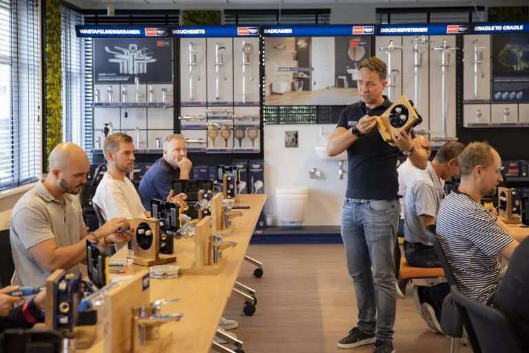 Kennis als fundament: de kracht van GROHE-trainingen