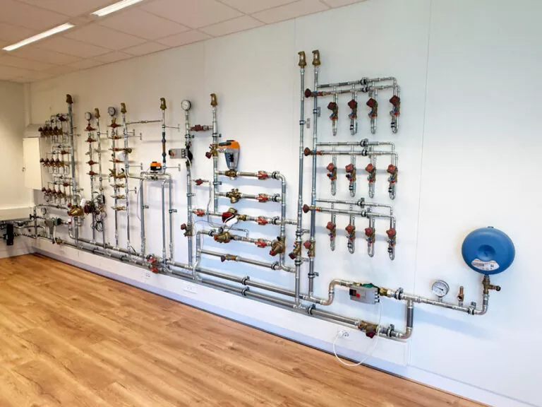 Volg dit najaar een IMI-training over waterzijdig inregelen, waterkwaliteit, TA-Scope of hydraulische schakelingen voor installateurs.
